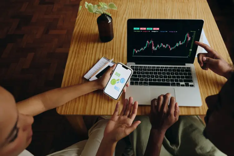 Crypto vs Stocks Which Should You Invest In